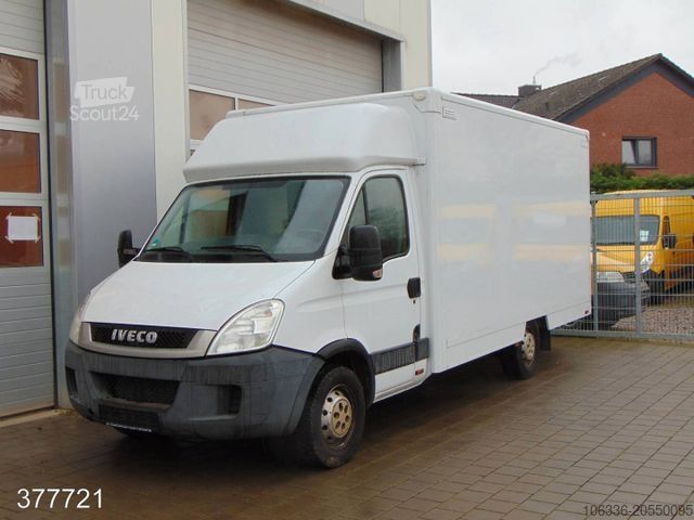 Transporter mit Koffer IVECO Daily 35 S 11 A / P Maxi Postkoffer