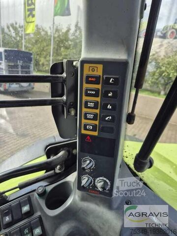 Tractor Claas ARION 530 CMATIC CIS+