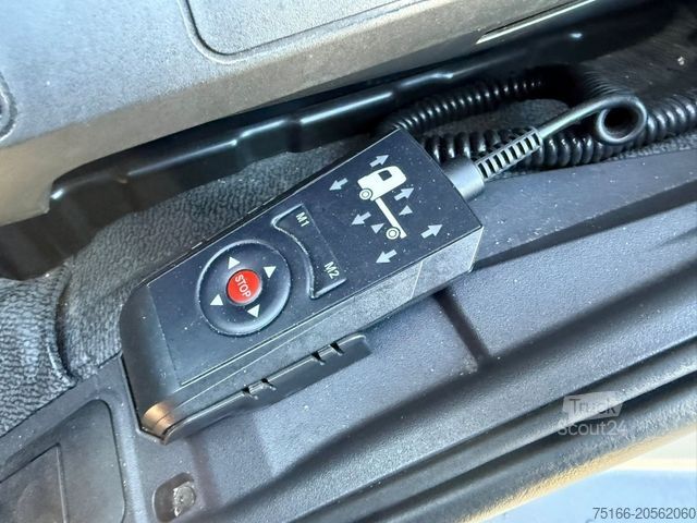 Tovornjak za prevoz pijač MERCEDES-BENZ ANTOS 2540 L Getränke 6,95 m LBW 2 T*AHK*LENK