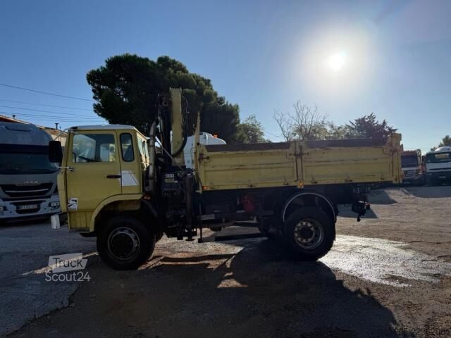 Savivartis sunkvežimis Renault M230 GRUE