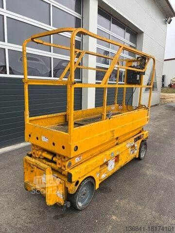 Scherenhebebühne Haulotte Compact 8 - Scherenarbeitsbühne 8,2m, BJ 2021