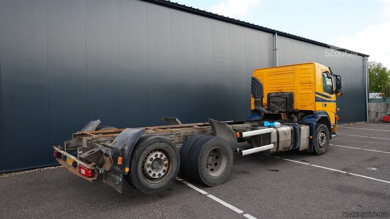 Châssis avec cabine Volvo FM9 340 6X2 CHASSIS EURO 5 480000KM