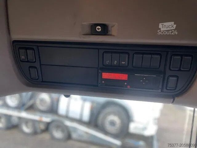 Standard tractor DAF XF 460 FTG 6X2,RHD,sliding fitfh wheel,lift axl...