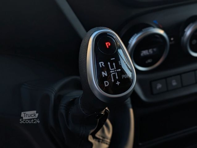 Furgoneta de caja alta IVECO 35S18V L4H3 *AUTOMATIK* *NEUWERTIG* 176 PS XXXL!