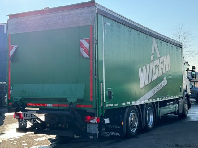 Camion de boissons SCANIA P 320 / LBW / 2 x AHK / LENKACHSE / 18 PAL