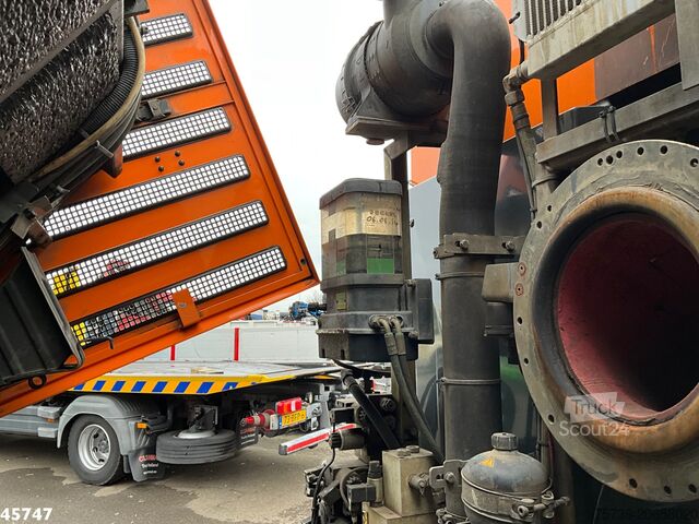 Utcaseprő RAVO 580 with 3-rd brush