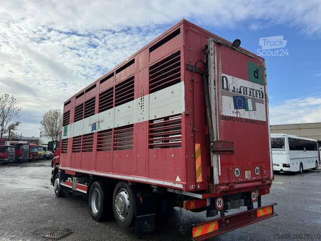Avtagbar djurtransportlåda SCANIA 94 D 260 3 ASSI 6X2 TRASPORTO ANIMALI