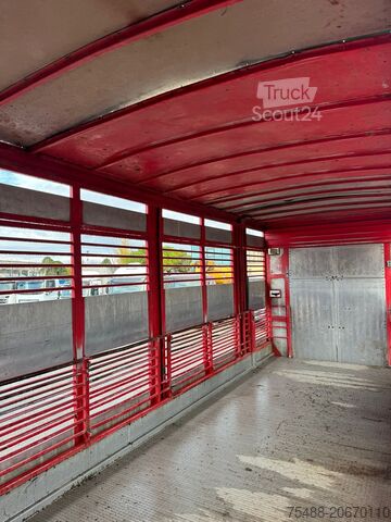 Avtagbar djurtransportlåda SCANIA 94 D 260 3 ASSI 6X2 TRASPORTO ANIMALI