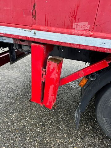 Avtagbar djurtransportlåda SCANIA 94 D 260 3 ASSI 6X2 TRASPORTO ANIMALI