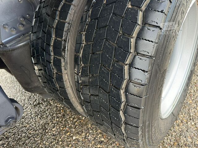 Avtagbar djurtransportlåda SCANIA 94 D 260 3 ASSI 6X2 TRASPORTO ANIMALI