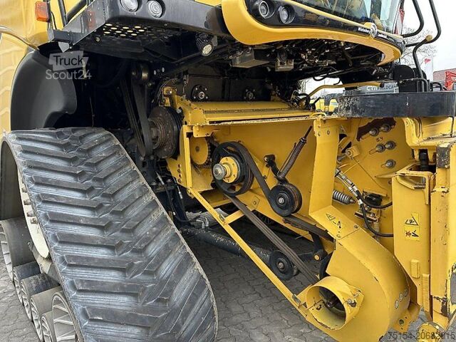 Зерноуборочный комбайн New Holland CR 10.90