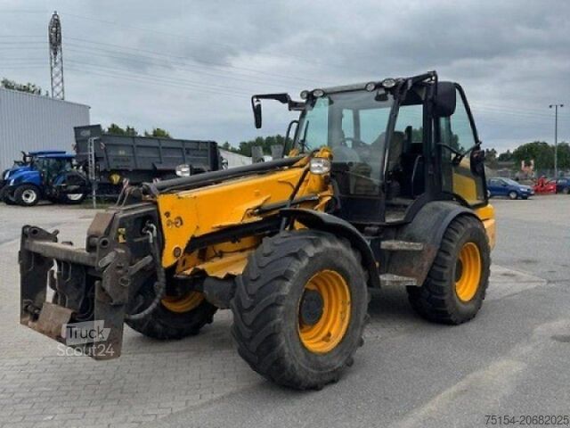 Teleskooppikuormaaja JCB TM 310 Agri