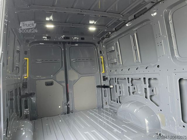 Фургон с высокой крышей MAN TGE 3.200 L3H2 Kasten 4x4 Individual S ACC STHZ