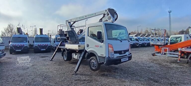 Skříňová dodávka Nissan Cabstar Oil&Steel Snake 189 Smart - 18 m