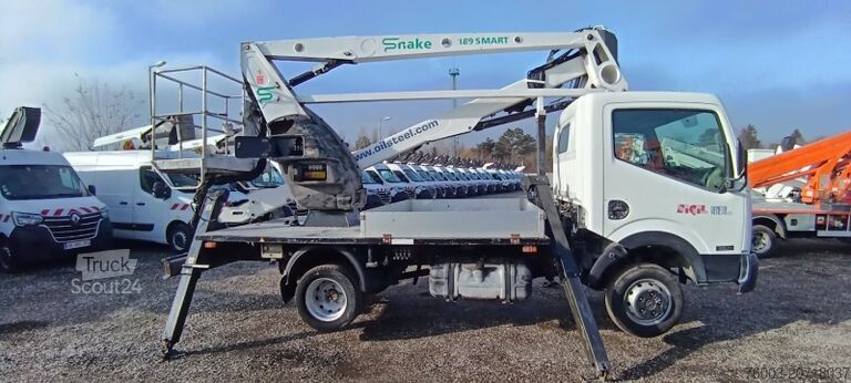 Skříňová dodávka Nissan Cabstar Oil&Steel Snake 189 Smart - 18 m