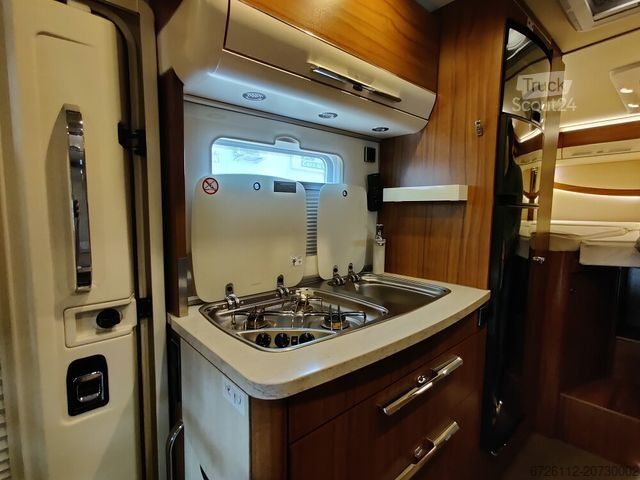 Integriertes Wohnmobil B 588 DL 2.3 d Aut. HUBBET SAT SOLAR