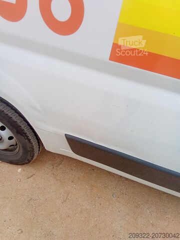 Wohnwagen/Wohnmobil Fiat Weinsberg Carabus 600 K | 4 Posti Letto | Completamente Attrezzato