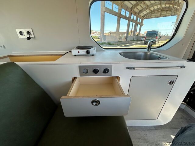 Van kamper / samochód kempingowy Renault Trafic Camper | 2 Schlafplätze Küche | Reisefertig