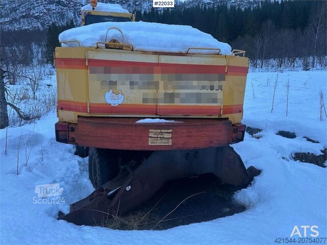 Koparka kołowa Åkerman H7M wheeled excavator with bucket