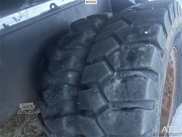 Koparka kołowa Åkerman H7M wheeled excavator with bucket