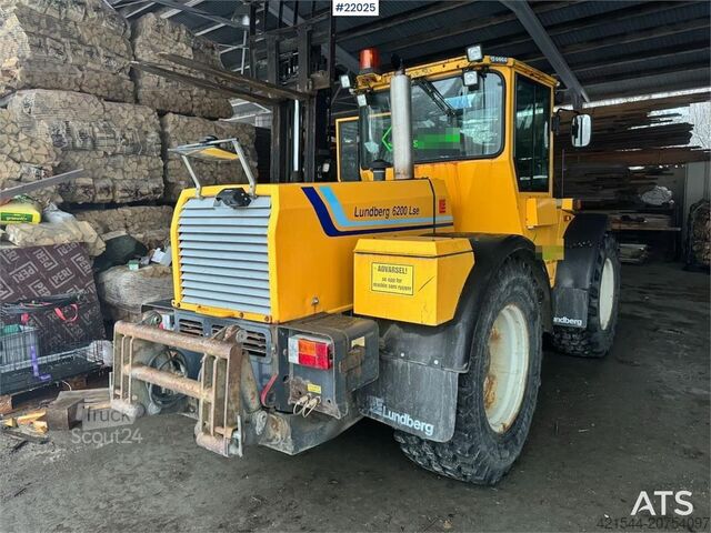 Wiellader Lundberg 6200LSE wheel loader with snow blower, bucket and
