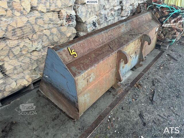 Wiellader Lundberg 6200LSE wheel loader with snow blower, bucket and