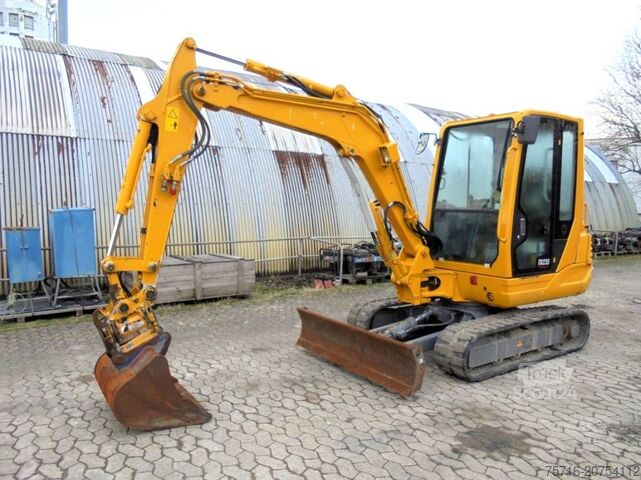 Minigraver Takeuchi TB 235