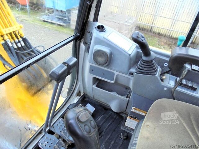 Minigraver Takeuchi TB 235