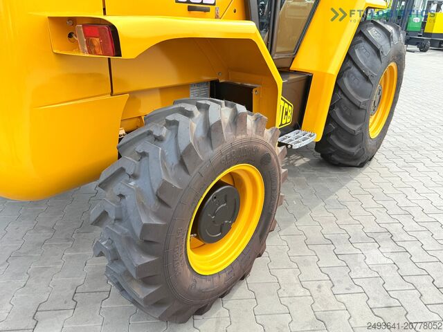 Carrello elevatore fuoristrada JCB 940 / TRIPLEX 4500 / FREE-LIFT NEW TIRES
