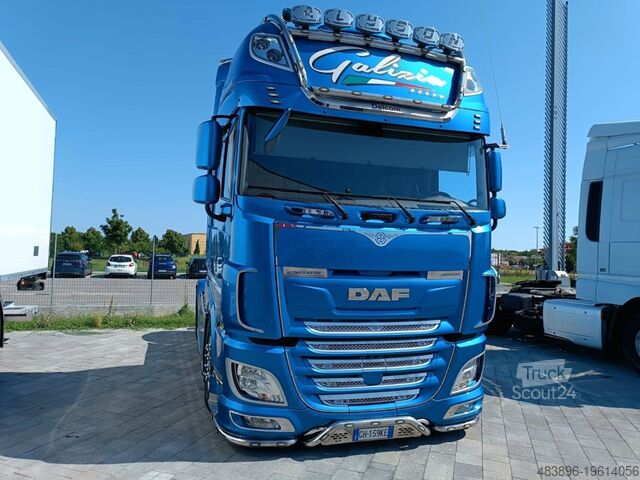 Traktör Daf XF 530 FT