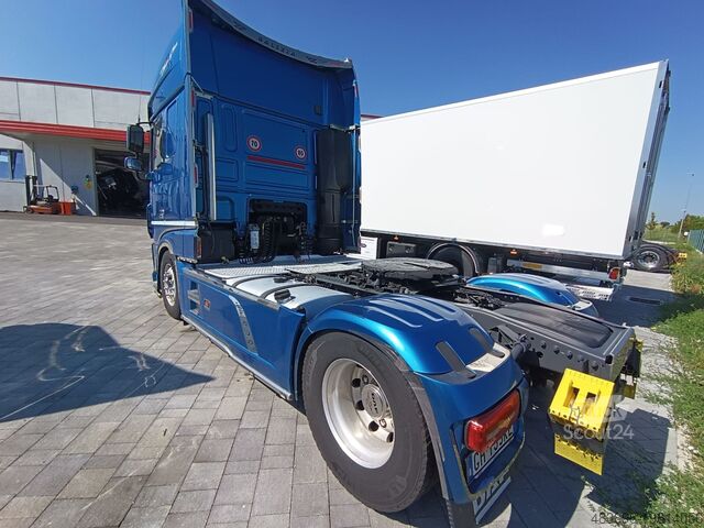 Traktör Daf XF 530 FT