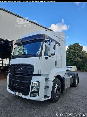 Nákladní vůz na nebezpečné materiály Ford F-Line 450, GGVS, Hydraulik