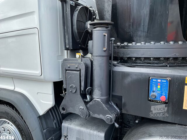 Kranbil Scania R490 8x2 Euro 6 Retarder HMF 85 Tonmeter laadkr...