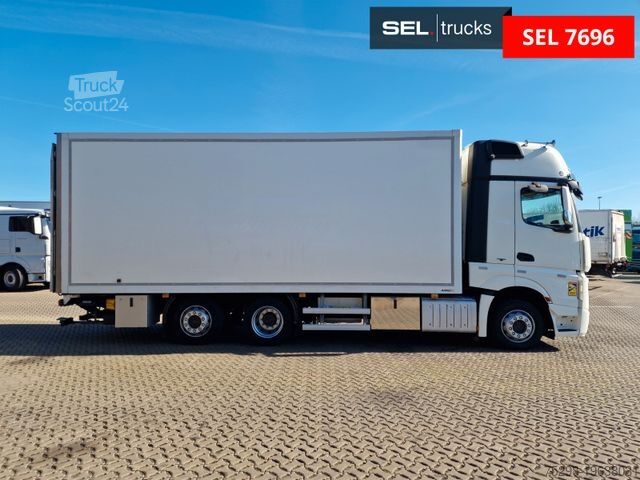 Samochód ciężarowy typu furgon MERCEDES-BENZ Actros 2643 / Retarder / Ldbw / Lenkachse /