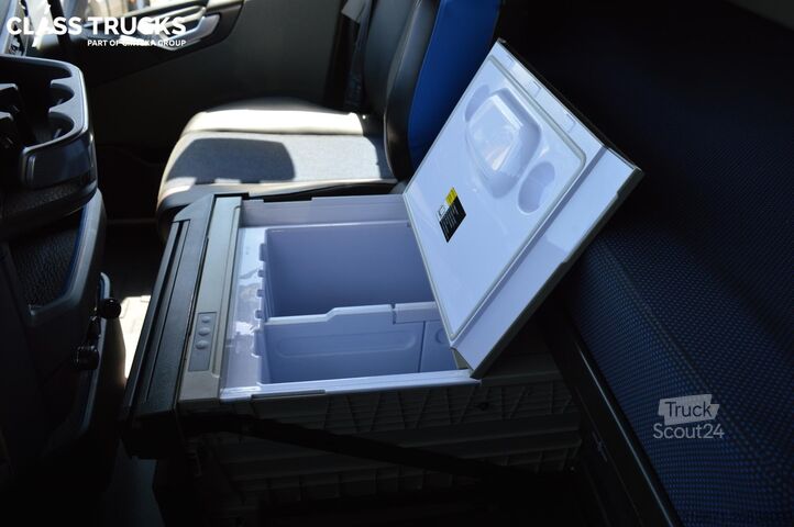 Trattore stradale standard VOLVO FH 460 Globetrotter XL i-Save