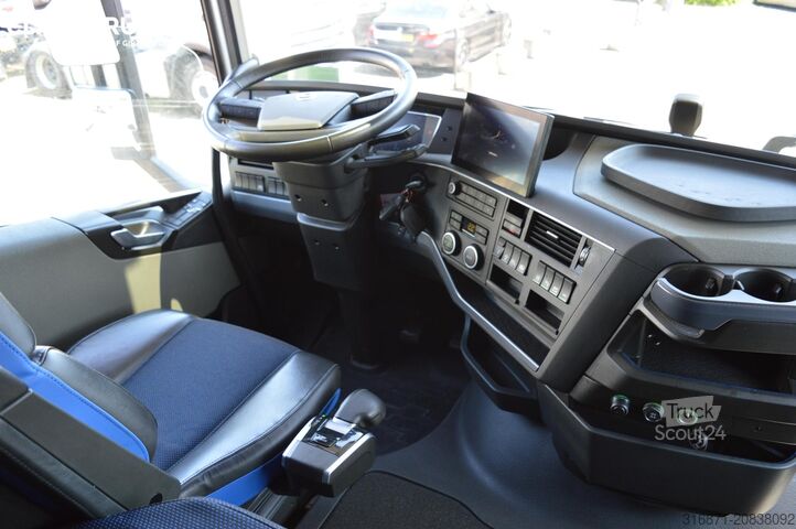 Trattore stradale standard VOLVO FH 460 Globetrotter XL i-Save