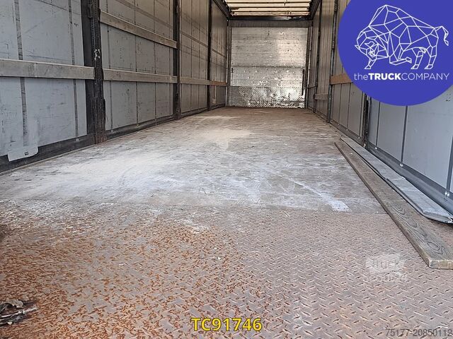 Sliding tarpaulins Schwarzmüller