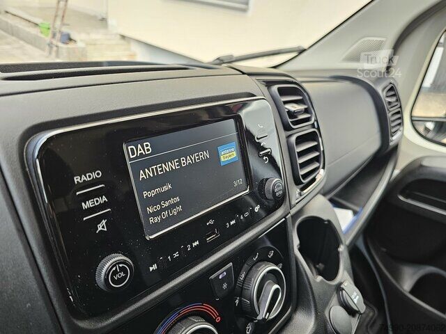 Furgone personalizzato Fiat Ducato 120 L2H1 Visibility Kamera 260° Türen