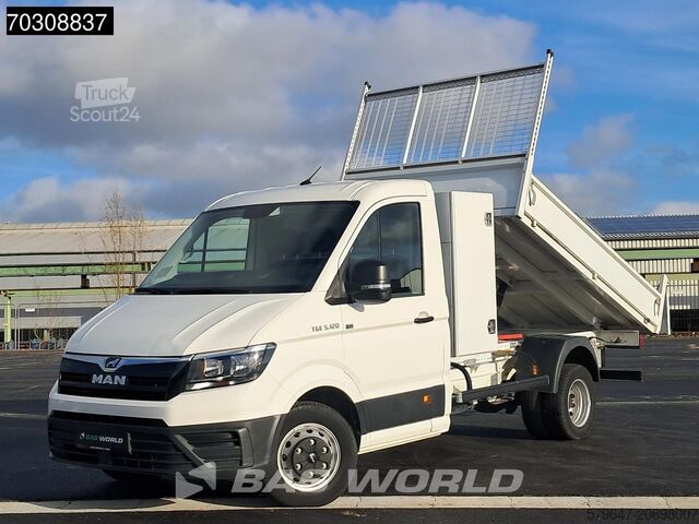 Benne Volkswagen Crafter Kipper Doppelbereifung 3,5t AHK Navi Kl...