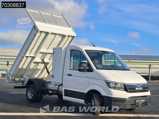 Benne Volkswagen Crafter Kipper Doppelbereifung 3,5t AHK Navi Kl...