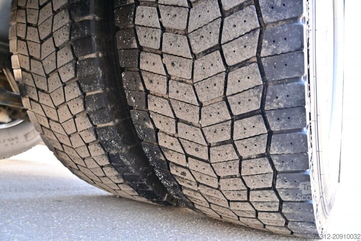 Standaard trekker MAN TGX18.560  XXL Retarder Alufelgen 2 Betten