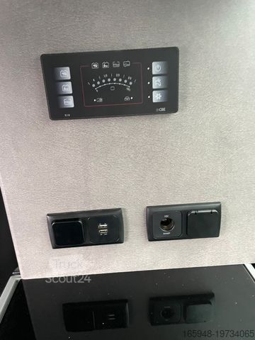 Kemperis PÖSSL CampSTAR **ALLRAD**V-Klasse*Assistenten*