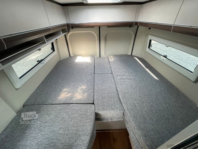 Autocaravana PÖSSL Summit Shine 600 R L *6M Längsbetten*Raumbad*
