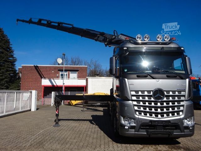 Gru montata su autocarro MERCEDES-BENZ 3453 FASSI F820 Kran 8x Hydr. Ausschub