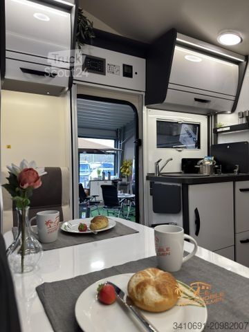 Avtodom z nadgradnjo (alkoven) FORSTER A 699EB Winter Pack Driver Assist. Markise RFK