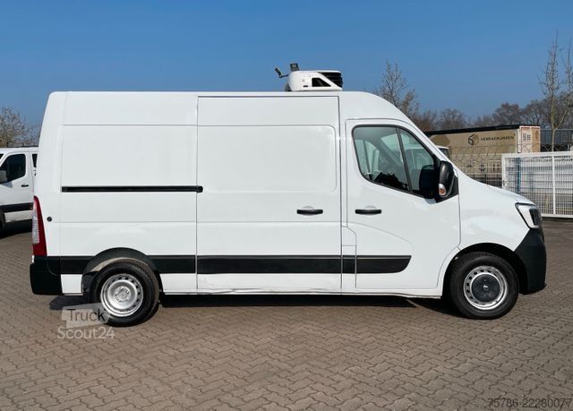 Koelwagen met geïsoleerde laadbak RENAULT Master Tiefühl-KA/ Carrier/ Standkühlung./ AC