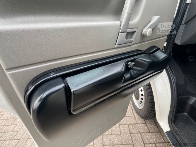 Микробус VOLKSWAGEN T4 2.5 Benzin Syncro 4x4 Doppelkabine Ahk Lkw