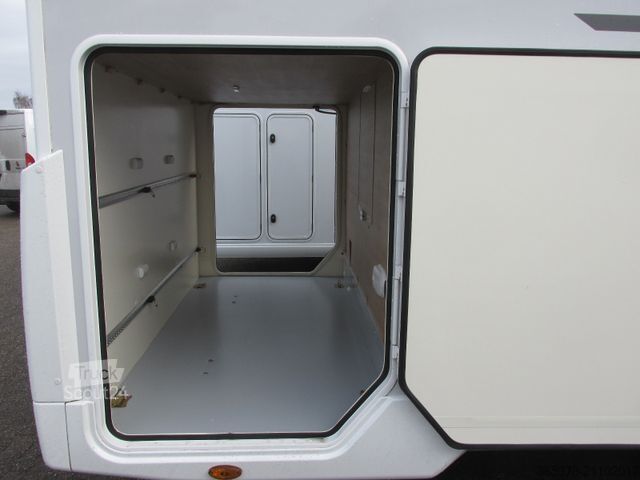 Half-integraal camper ROLLER TEAM Zefiro Advance 284 TL*AHK*Autom.*Clesana*TOP*