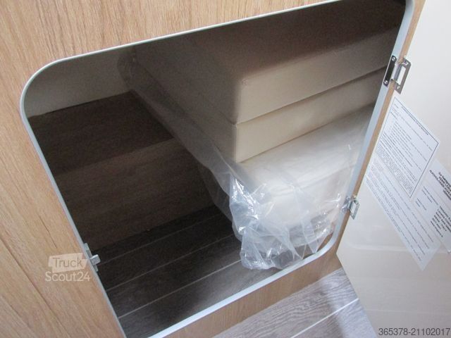 Half-integraal camper ROLLER TEAM Zefiro Advance 284 TL*AHK*Autom.*Clesana*TOP*