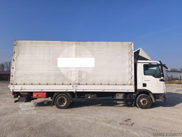 Tarpaulin MAN TGL 8.190 Pritsche / Plane 3-Sitzer Euro 6 4x2 ...